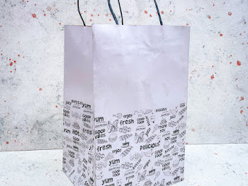GNR MEDIUM WIDE PAPER BAGS WITH HANDLE (WHITE & BLACK)